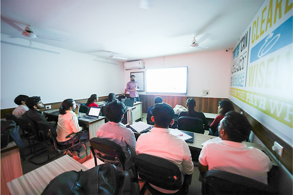 Digital marketing with AI course students in DIDM Gurgaon