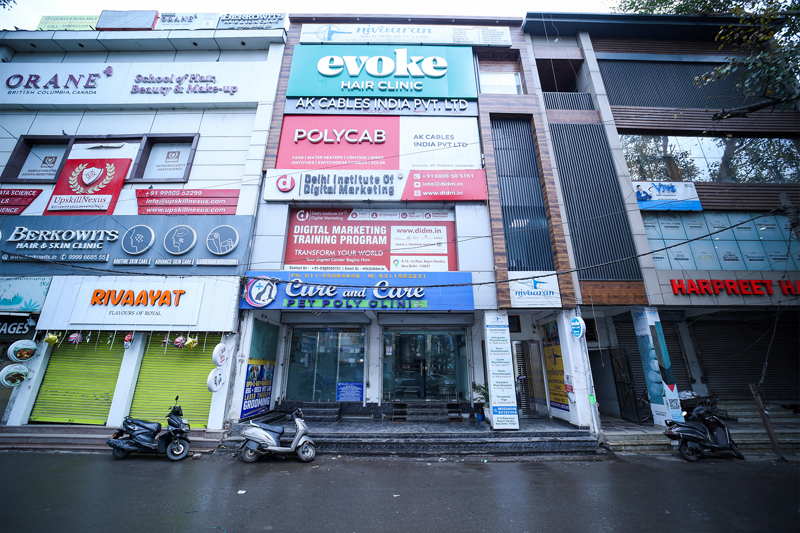 Rajouri-Garden-Branch-05